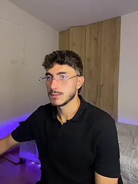 LIAM COLT online show from April 2026 12:01:01 AM