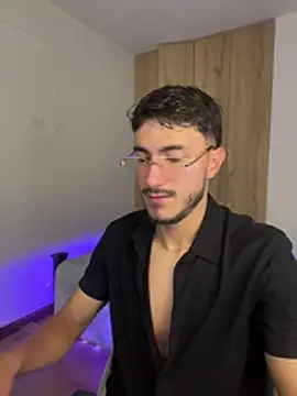 LIAM COLT online show from April 2026 05:17:02 PM