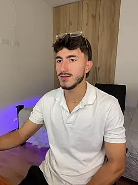 LIAM COLT online show from April 2026 07:15:01 PM