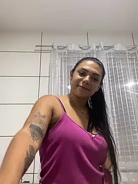 Nini  online show from December 2025 11:33:02 PM