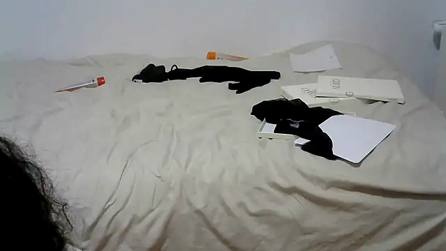 Gwenette66 online show from December 2025 11:22:01 PM