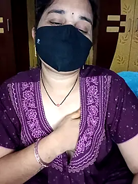 maduri   online show from April 2026 05:22:02 PM