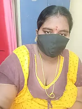 Snapshot of sirisha__9 chatting on July 2026 01:12:01 AM sirisha 9 online show from July 2026 01:12:01 AM
