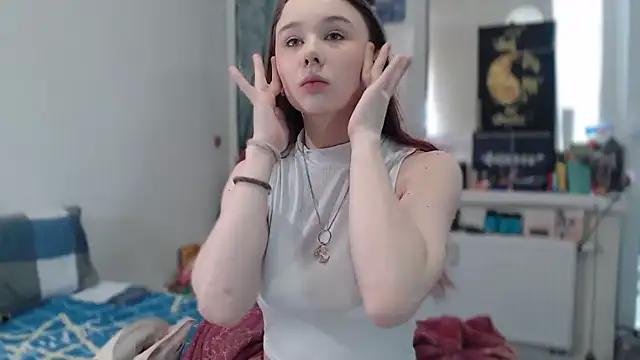 Snapshot of MaryJane_x_Peter chatting on May 2026 02:54:01 PM MaryJane x Peter online show from May 2026 02:54:01 PM