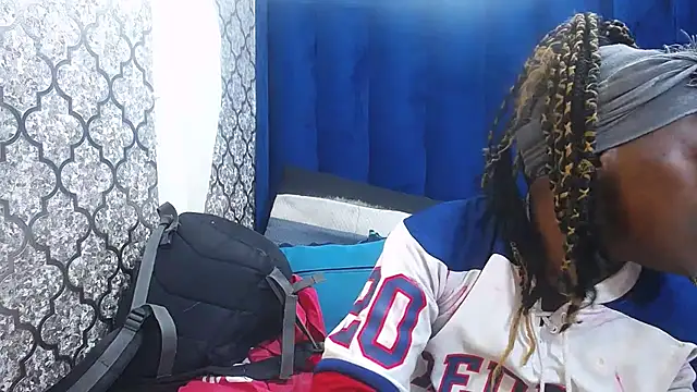 DarkBeauty33 online show from January 2026 09:18:02 PM