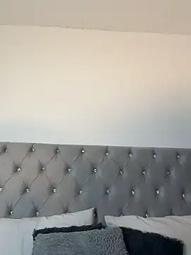 izzybelmonth12 online show from March 2026 08:02:01 PM