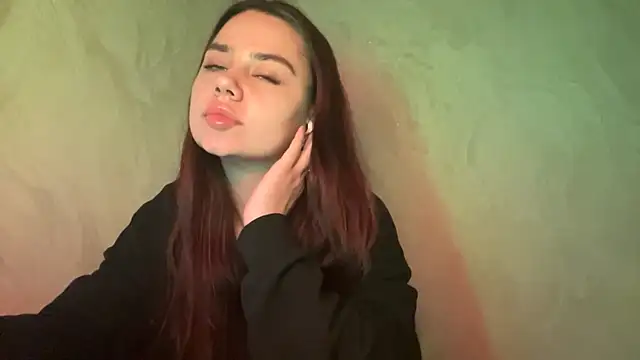 MiloyNoir online show from January 2026 07:08:02 PM