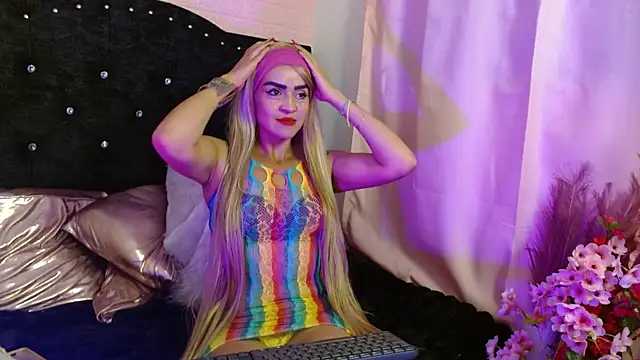 Ambar Rouxee online show from January 2026 10:22:02 PM