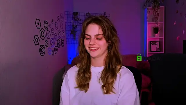 naya may online show from April 2026 07:15:01 PM