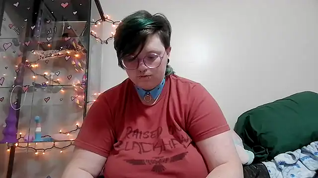 Pupghostt online show from February 2026 01:38:02 PM