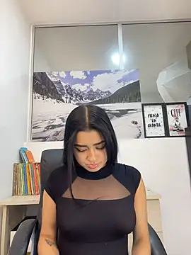 Snapshot of Emilyy05_ chatting on July 2026 11:52:02 PM Emilyy05 online show from July 2026 11:52:02 PM