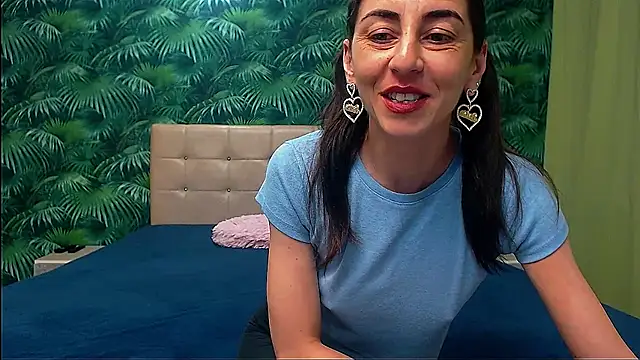 Stella John online show from February 2025 05:10:01 AM