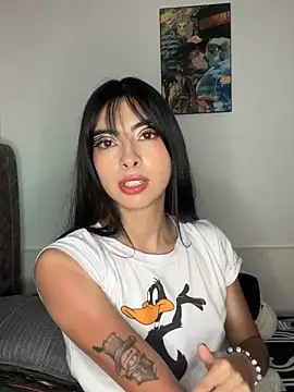 junorise23 online show from March 2026 04:47:01 AM