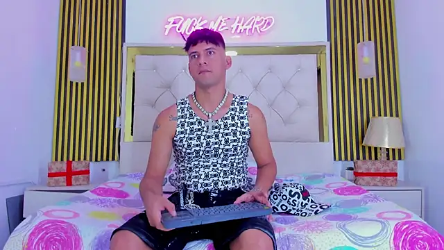 Sweet kevin1 online show from January 2026 06:17:02 AM