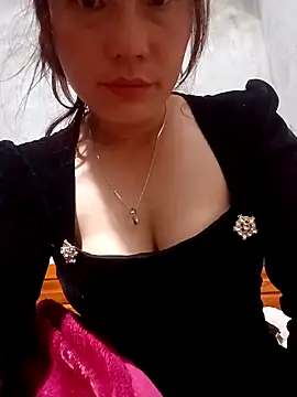 boiboi001 online show from December 2025 10:07:01 PM