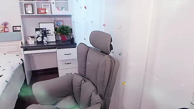 Coke-1996 online show from January 2026 06:29:02 AM