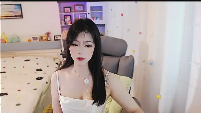 Snapshot of Coke-1996 chatting on February 2026 08:35:02 AM Coke-1996 online show from February 2026 08:35:02 AM