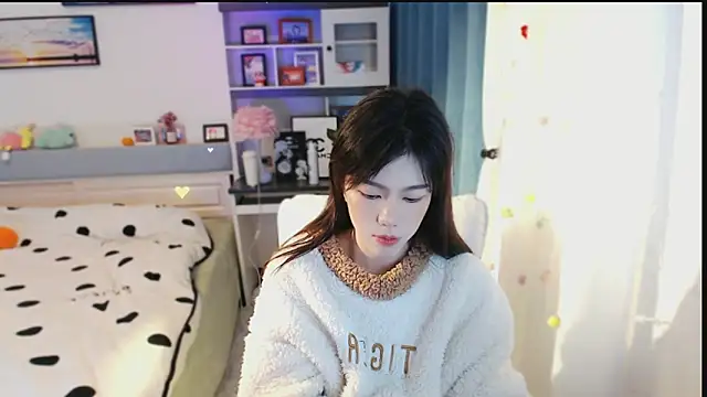 Snapshot of Coke-1996 chatting on February 2026 06:11:01 AM Coke-1996 online show from February 2026 06:11:01 AM