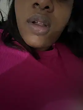 amorasecy online show from February 2026 02:07:02 AM