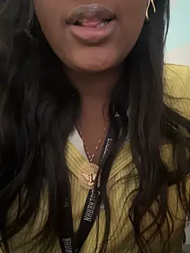 amorasecy online show from March 2026 04:29:02 PM