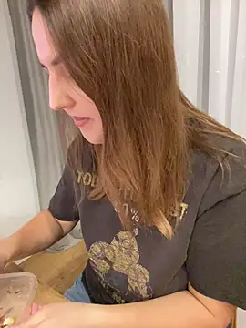 AliceAlicee online show from January 2026 04:12:02 PM