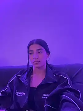Ema Rose  online show from June 2026 04:33:01 AM