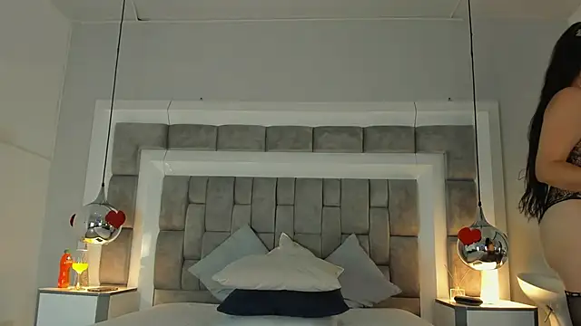 ElenaWatsonn online show from March 2026 08:06:02 PM