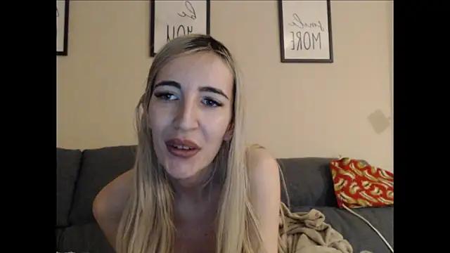 Snapshot of BarbieBlondieGirl chatting on May 2026 10:26:01 PM BarbieBlondieGirl online show from May 2026 10:26:01 PM