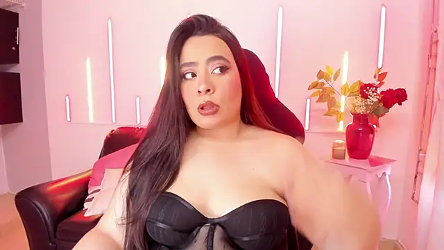 Monserratt J online show from January 2026 08:12:01 PM