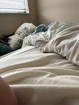 Ameliemist online show from February 2026 04:02:01 PM