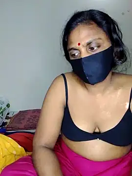 Snapshot of Hot_Sweety02 chatting on February 2026 04:16:01 PM Hot Sweety02 online show from February 2026 04:16:01 PM