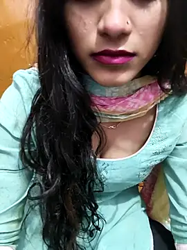 Yours-Zeenat online show from March 2026 07:32:01 PM