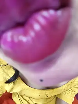 Yours-Zeenat online show from April 2026 04:26:02 AM