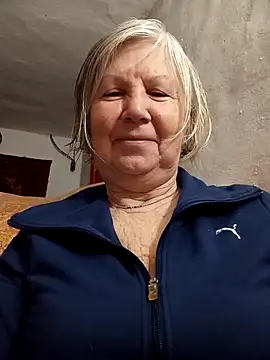 KlaudiaDarling online show from February 2026 12:00:01 AM