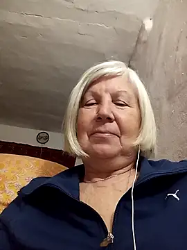 KlaudiaDarling online show from March 2026 04:36:01 PM