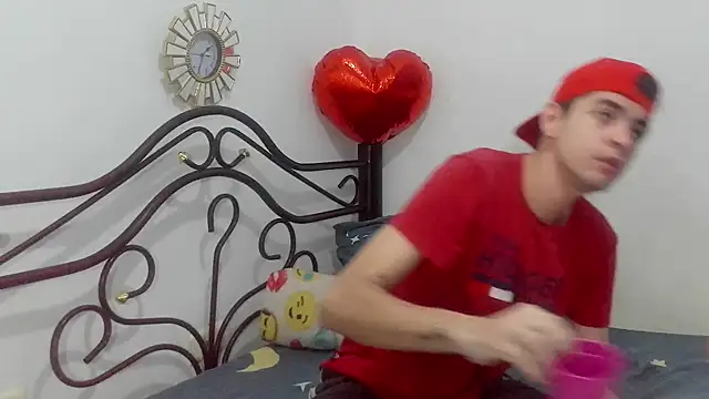 Snapshot of nico22love chatting on March 2026 12:22:02 PM nico22love online show from March 2026 12:22:02 PM