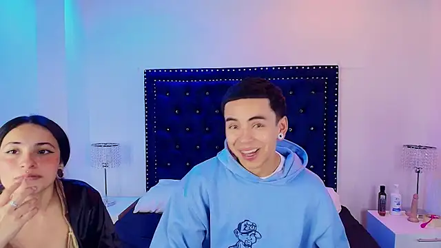 Jaden and sofia online show from April 2026 03:35:01 AM