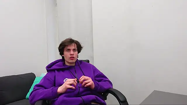 Daniel Shawnn online show from April 2026 04:51:01 PM