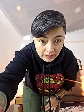 Snapshot of kat_paradise chatting on May 2026 11:27:01 AM kat paradise online show from May 2026 11:27:01 AM