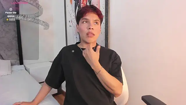 LittleZanee online show from January 2026 08:01:02 PM