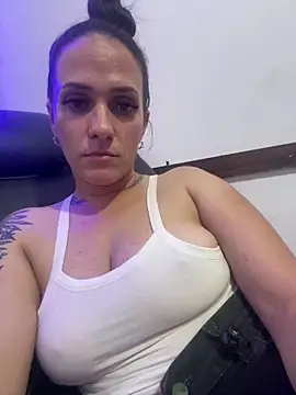 donatella07 online show from February 2026 02:40:02 AM