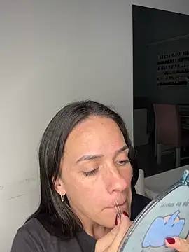 donatella07 online show from April 2026 11:07:01 PM