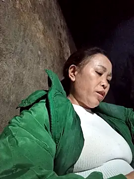 dakota-kis online show from February 2026 01:26:02 PM