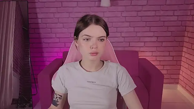 Ellya me online show from February 2026 08:51:01 AM