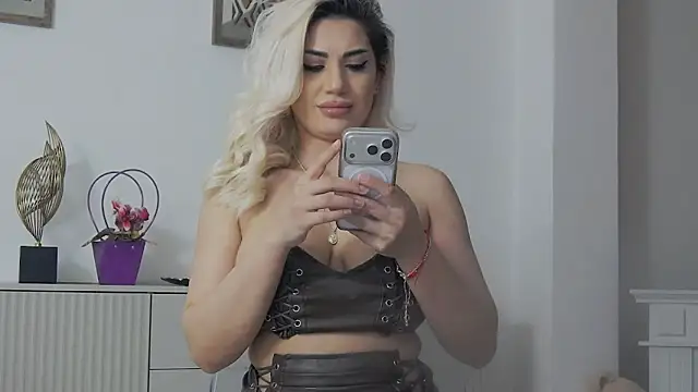 Snapshot of nona_nna chatting on March 2026 10:06:01 PM nona nna online show from March 2026 10:06:01 PM