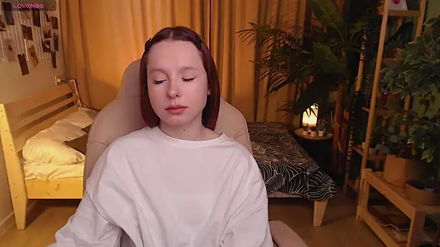 Haya Harareet online show from February 2026 08:04:02 AM