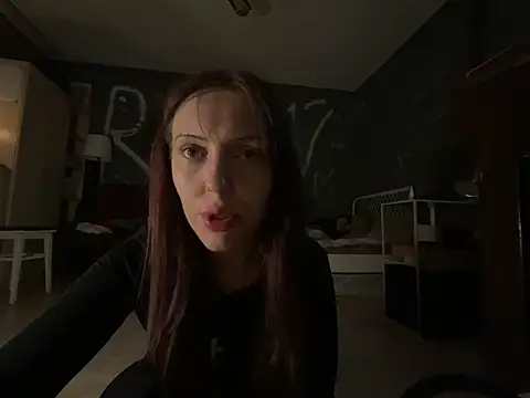 EmmaLyrica online show from April 2026 11:16:02 PM