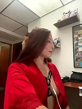 Scarlet auraa online show from January 2026 10:04:01 PM