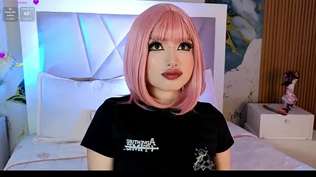 Sienna Desiree online show from April 2026 12:32:01 PM