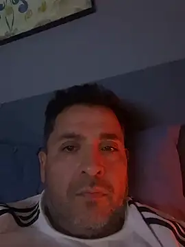 Gonzalodiaz online show from April 2026 04:48:02 AM